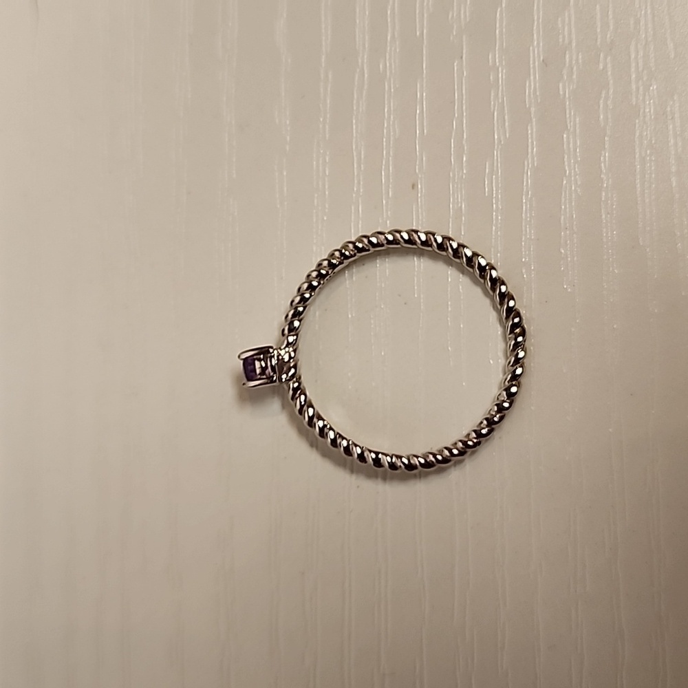 Sterling Silver Size 8 Ring With Amethyst NWOT - Picture 6 of 7